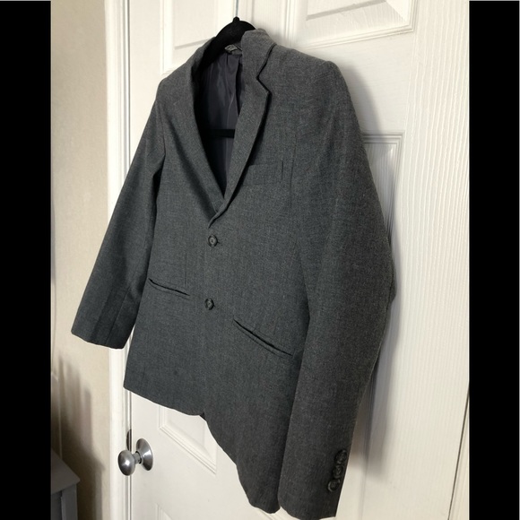 Boys medium Gray Jacket - Picture 2 of 4